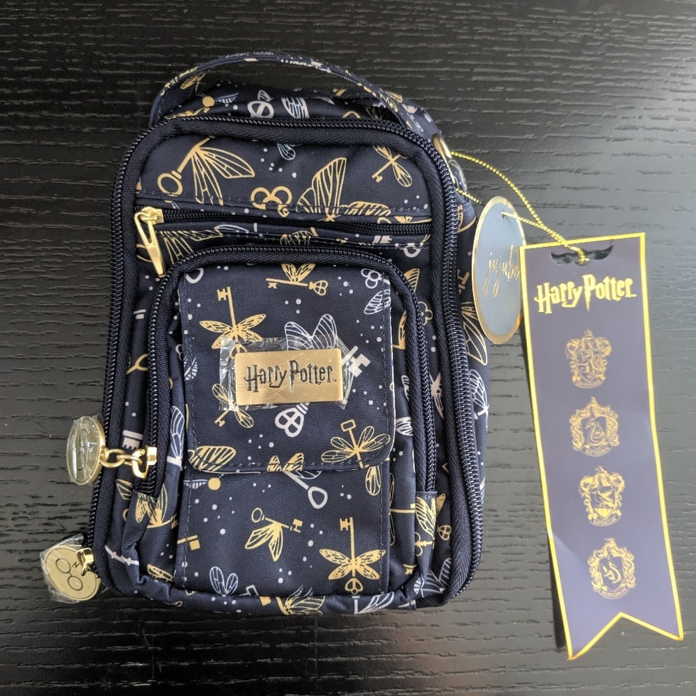 BNWT JUJUBE Flying keys miniBRB